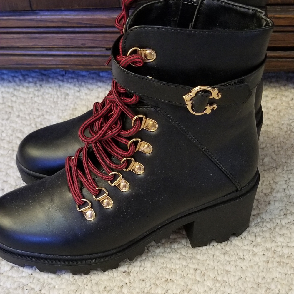 Ladies Boots